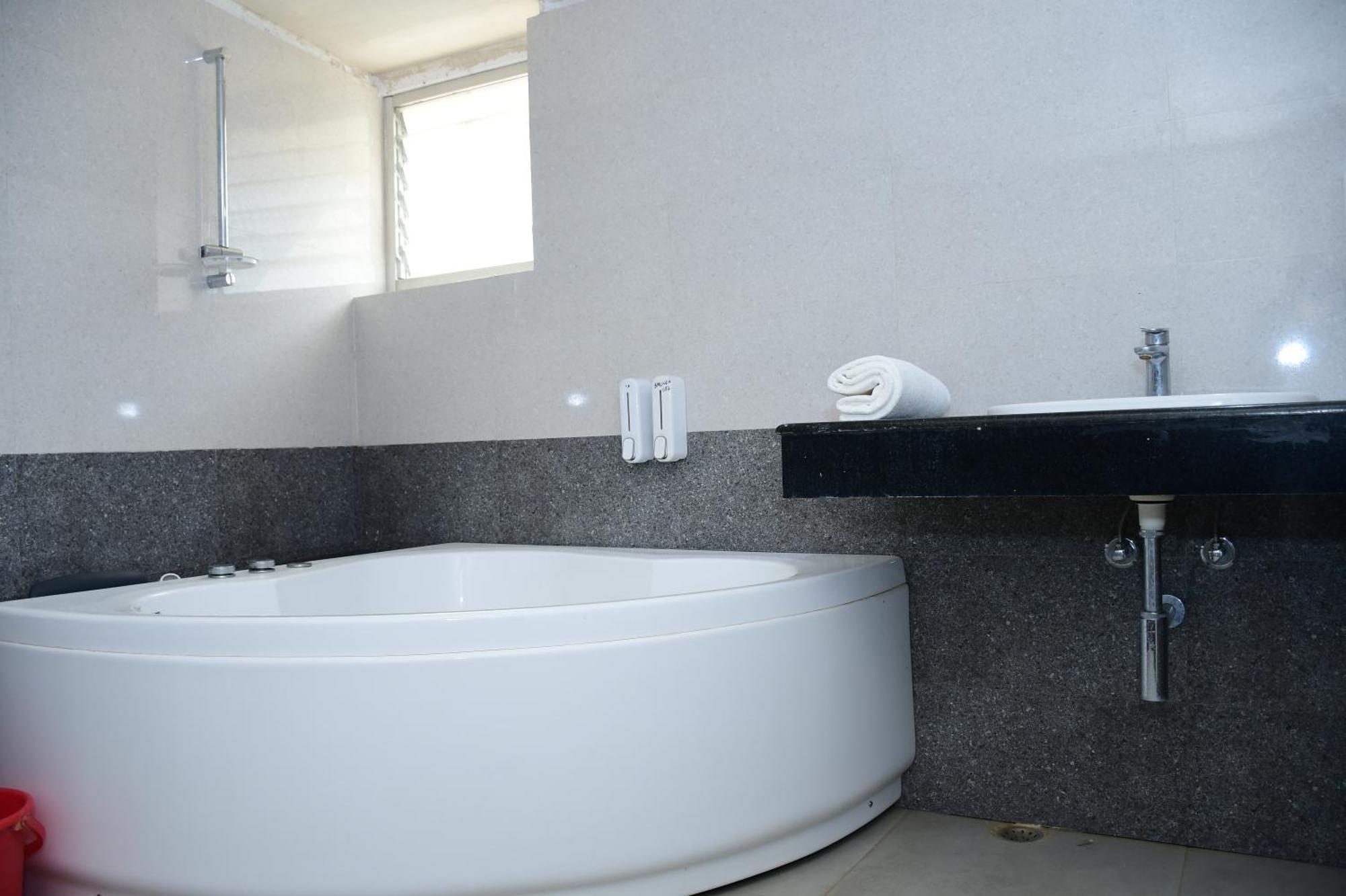 Hotel Dolphin Digha  Bagian luar foto